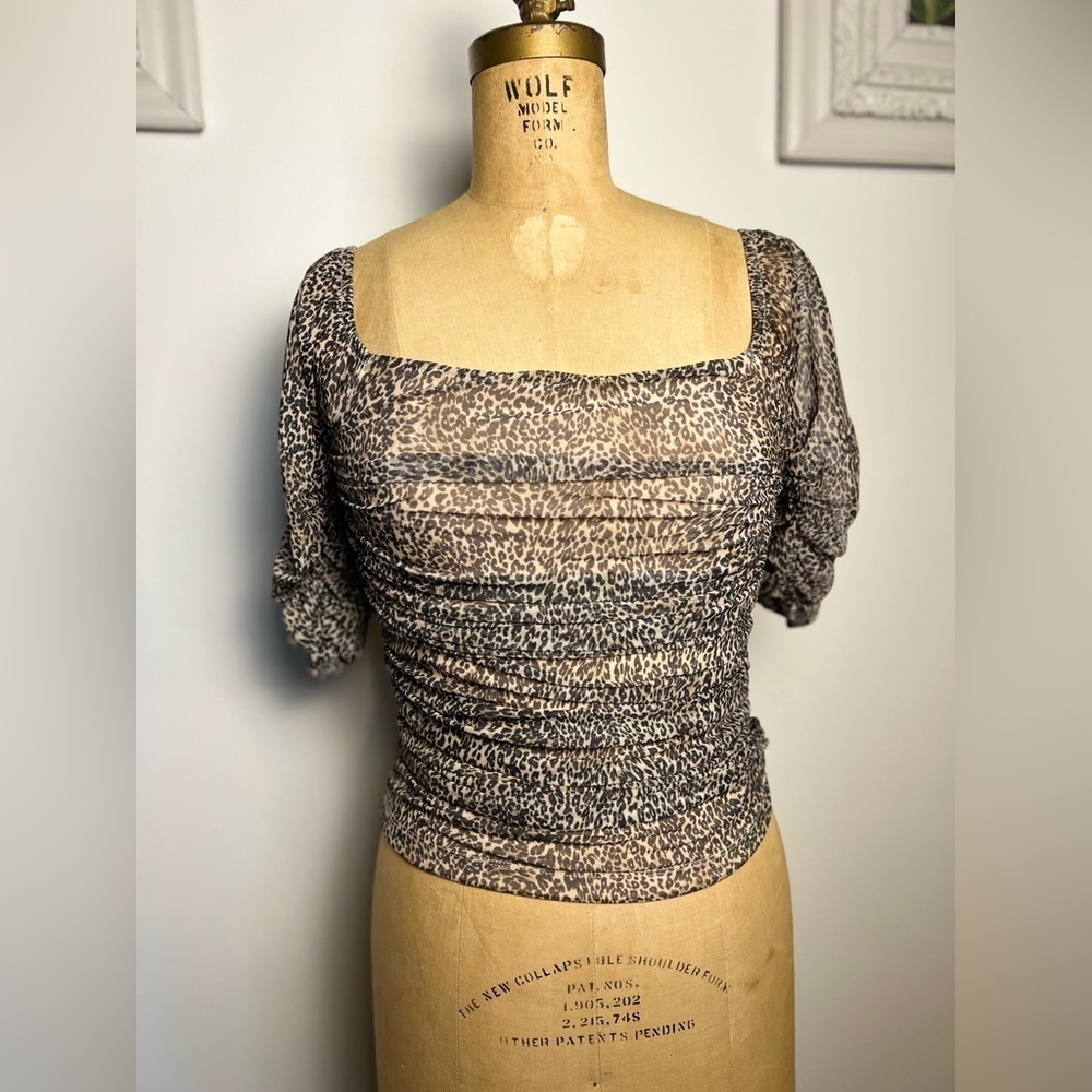 Anthropologie top blouse XS animal print square neck ruched short sleeves